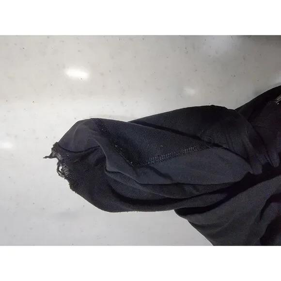 Lululemon Men's Black Shorts - Medium - Picture 3 of 6